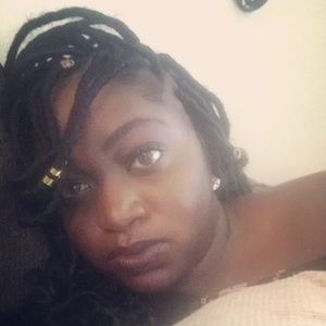 Meet your Posher, Jasmine